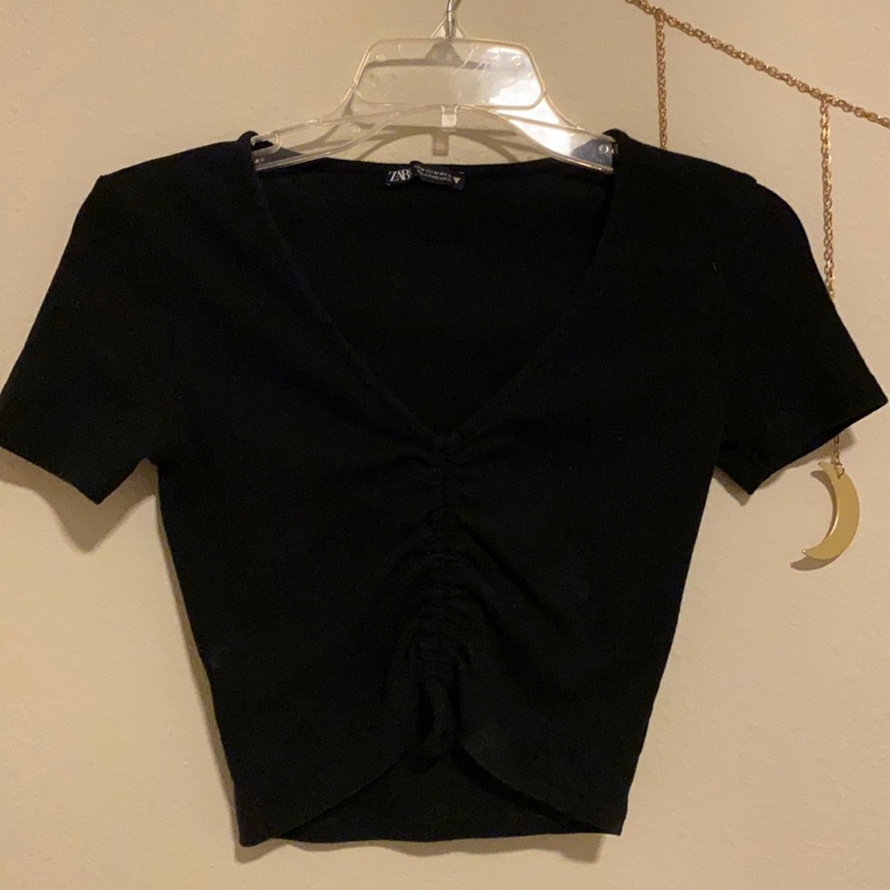 Black scrunch crop top from Zara, Size medium